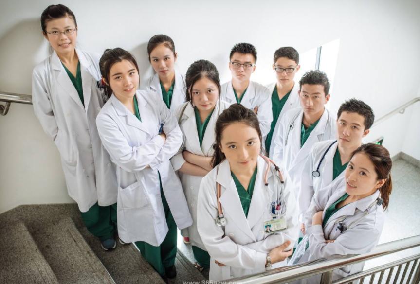 男生最喜欢的女友类型排行,男生最喜欢的女友职业