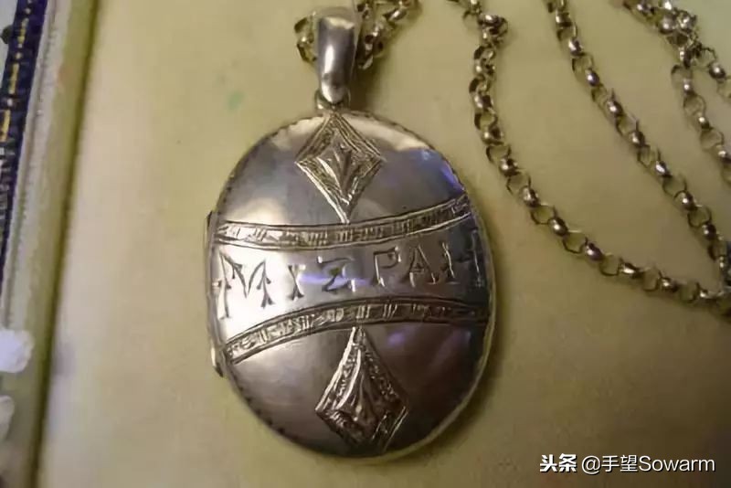 日不落帝国的君主，为爱让全国人民陪她守寡二十年