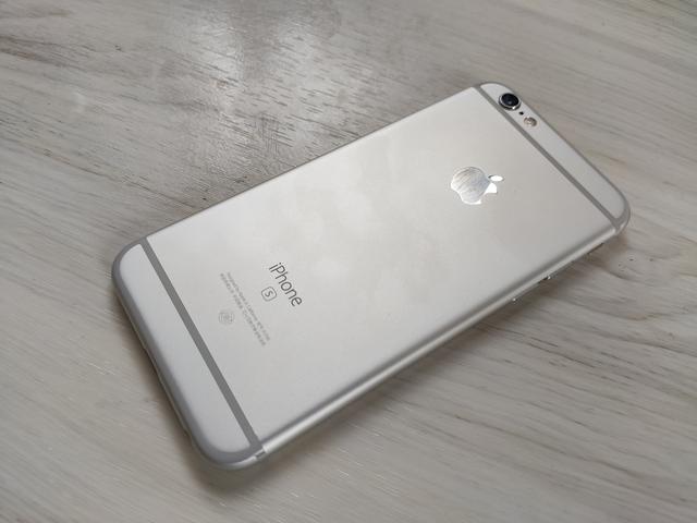 iPhone6s换一块新电池，还可以再战2年，这话好像也没毛病