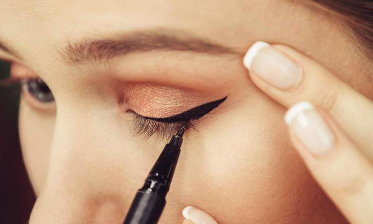 适合近视眼的眼线笔,眼线笔的挑选方法