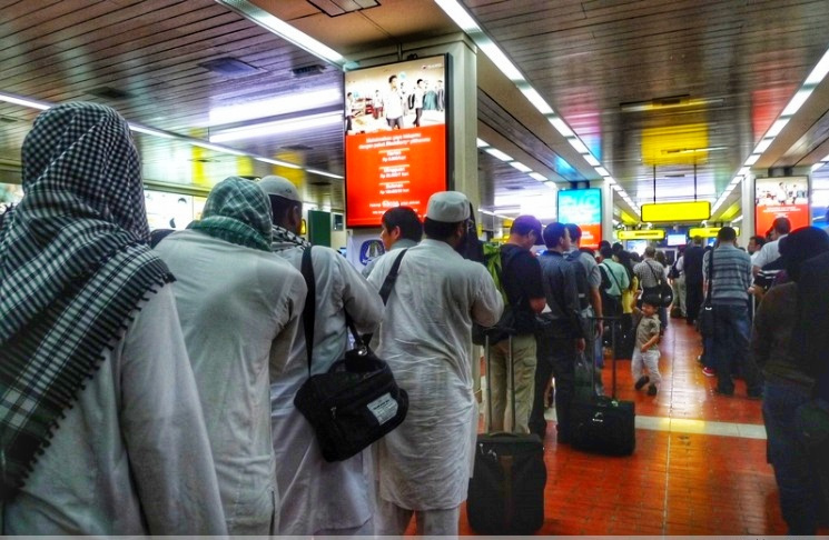 第一次坐飞机飞印尼需要准备什么,坐飞机去印尼的注意事项