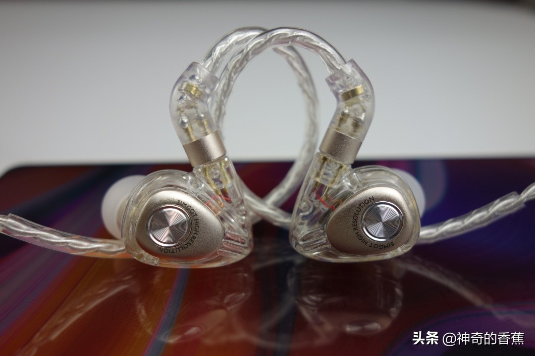 兴戈耳机半入耳式推荐,兴戈EM2圈铁耳机