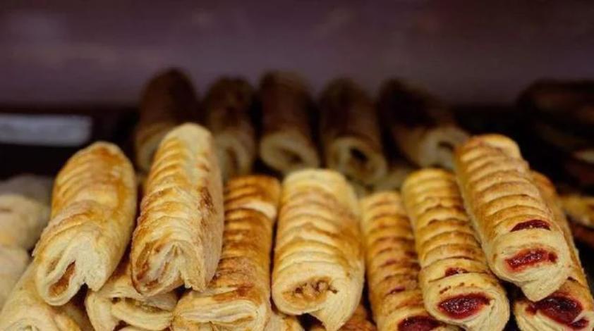 面包店卖过期面包怎么处理,为什么面包店的面包过期要扔掉