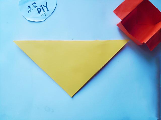 纸箱折纸恐龙全身的方法,简单纸箱做坦克折纸教程