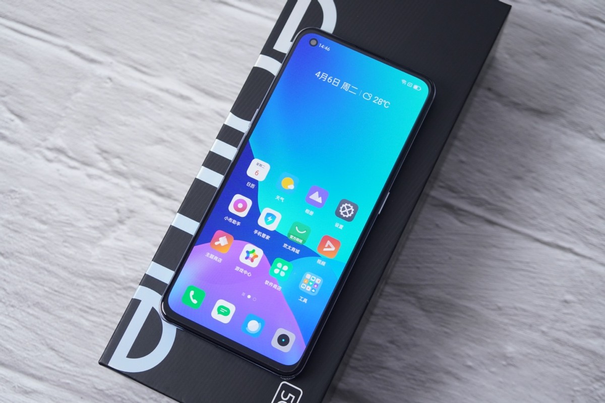 目前买手机哪一款最合适,预算两千几买手机这四款不要错过