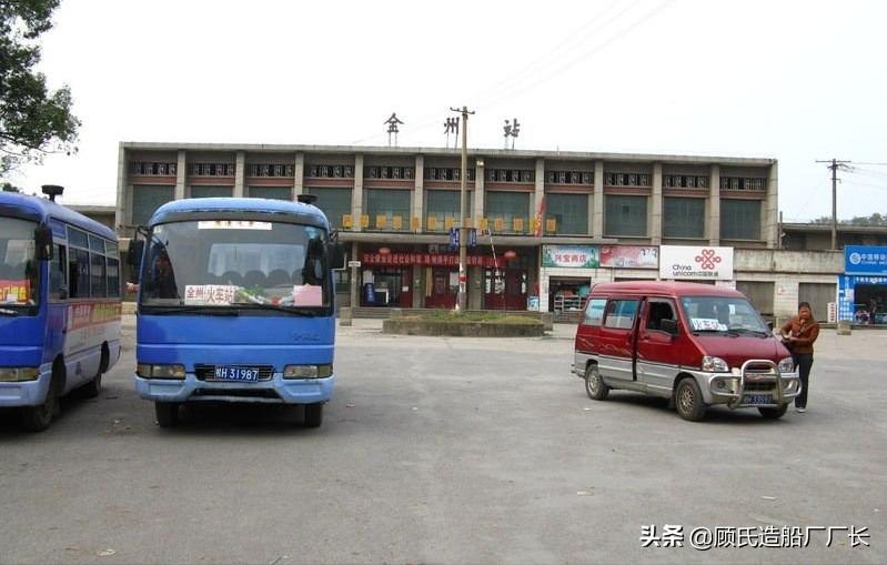 盗窃列车窃贼落网记,揭秘列车上的特大盗窃案