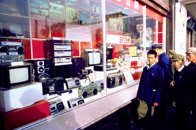 80年代风靡一时的麦乳精,80年代有哪些麦乳精