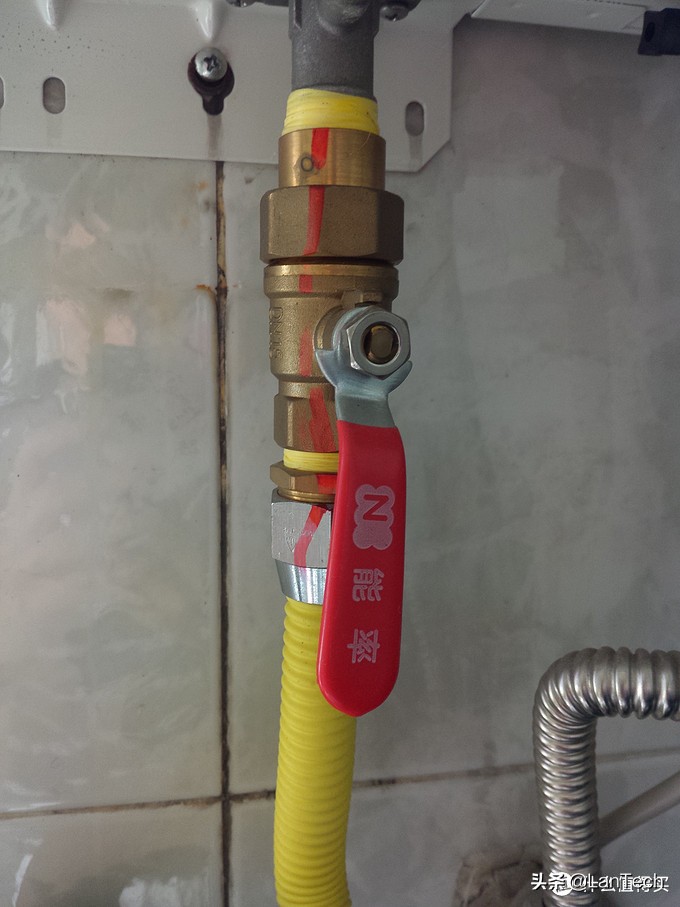 能率16b2afe燃气热水器怎么样,能率燃气热水器16升e5q评测