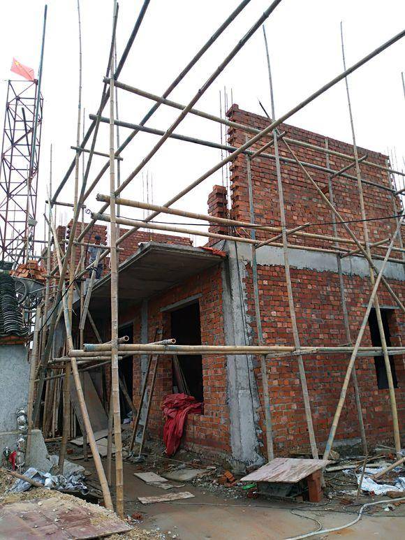 嘉兴小别墅,萧山小伙花200万造农村别墅