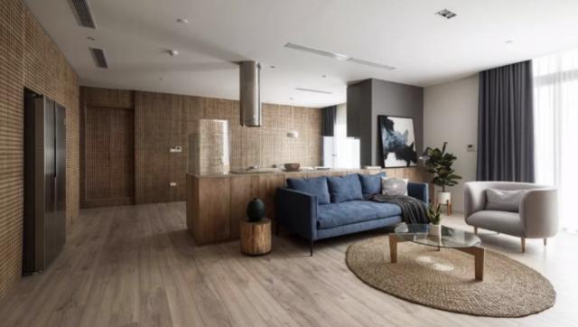 装修木工干三百万平方的大工地,木匠为富人造豪宅却被拒之门外