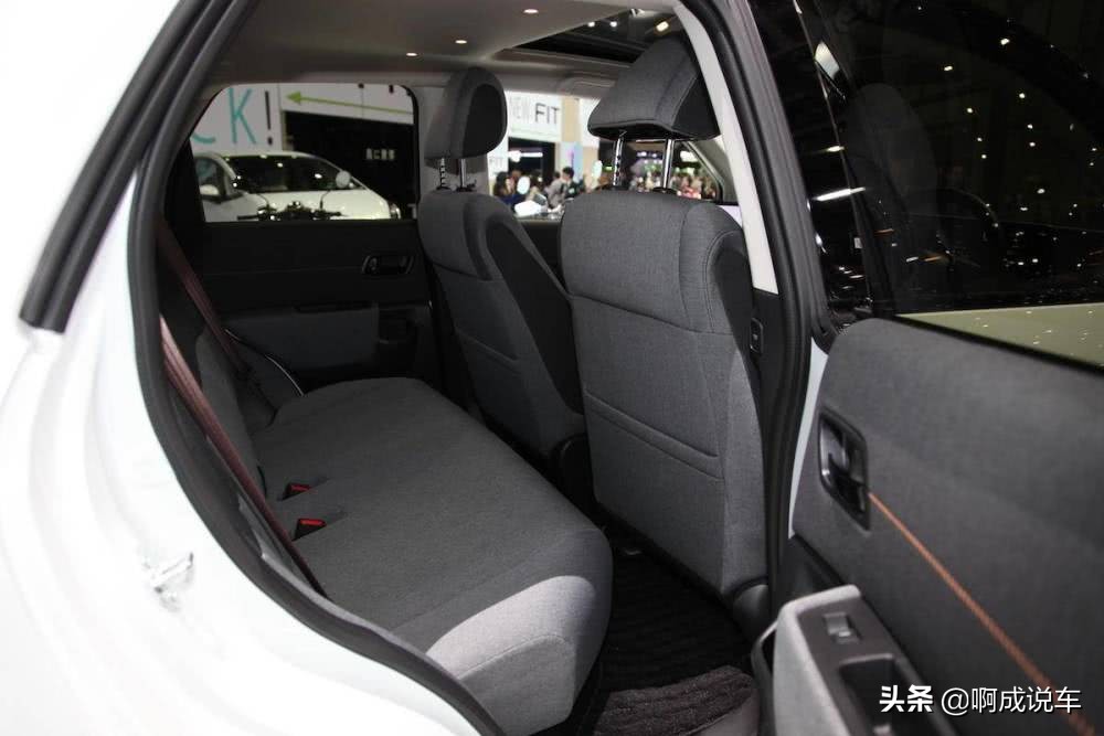 本田抢了铃木“电动奥拓”，与保时捷相同的四轮独悬，竟用单踏板