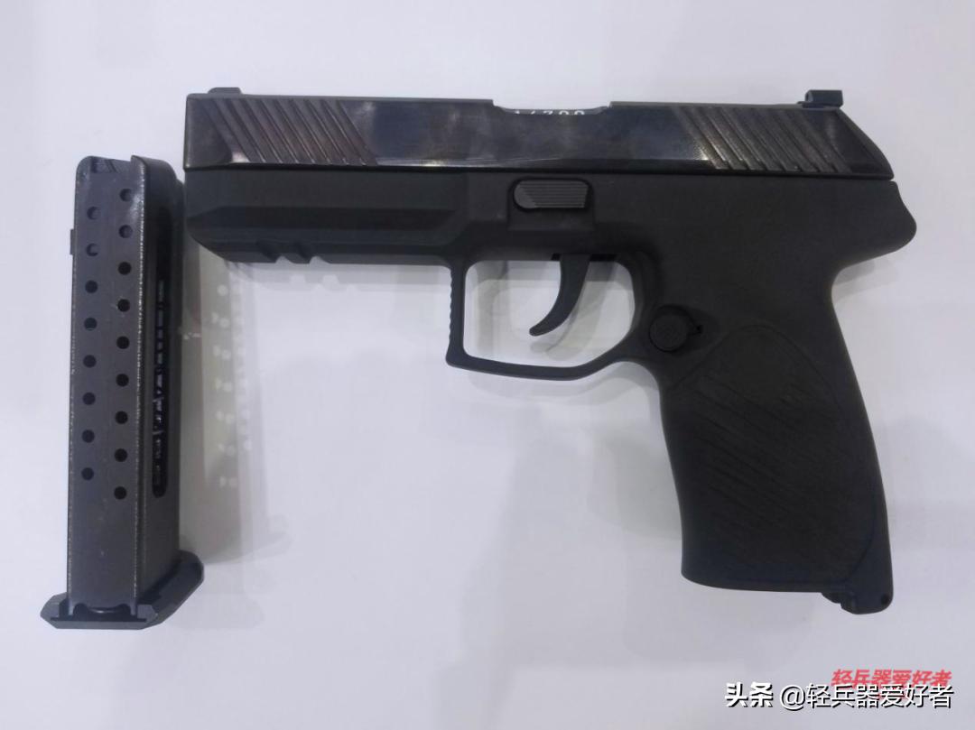 俄罗斯巨蟒手枪,俄罗斯蟒蛇手枪与斑蝰蛇手枪