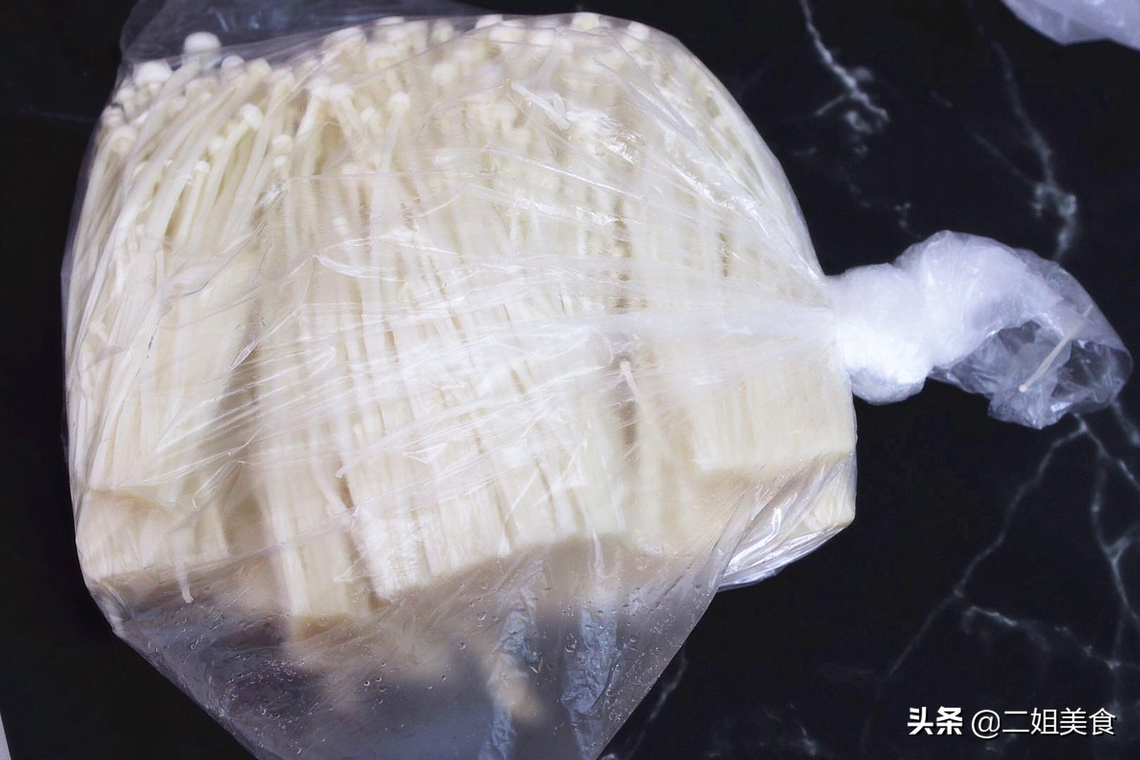 金针菇不放冰箱怎么保存,金针菇怎么放可以长时间保鲜