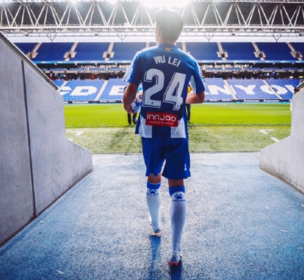 国庆小赛事羽毛球,国庆体育小活动