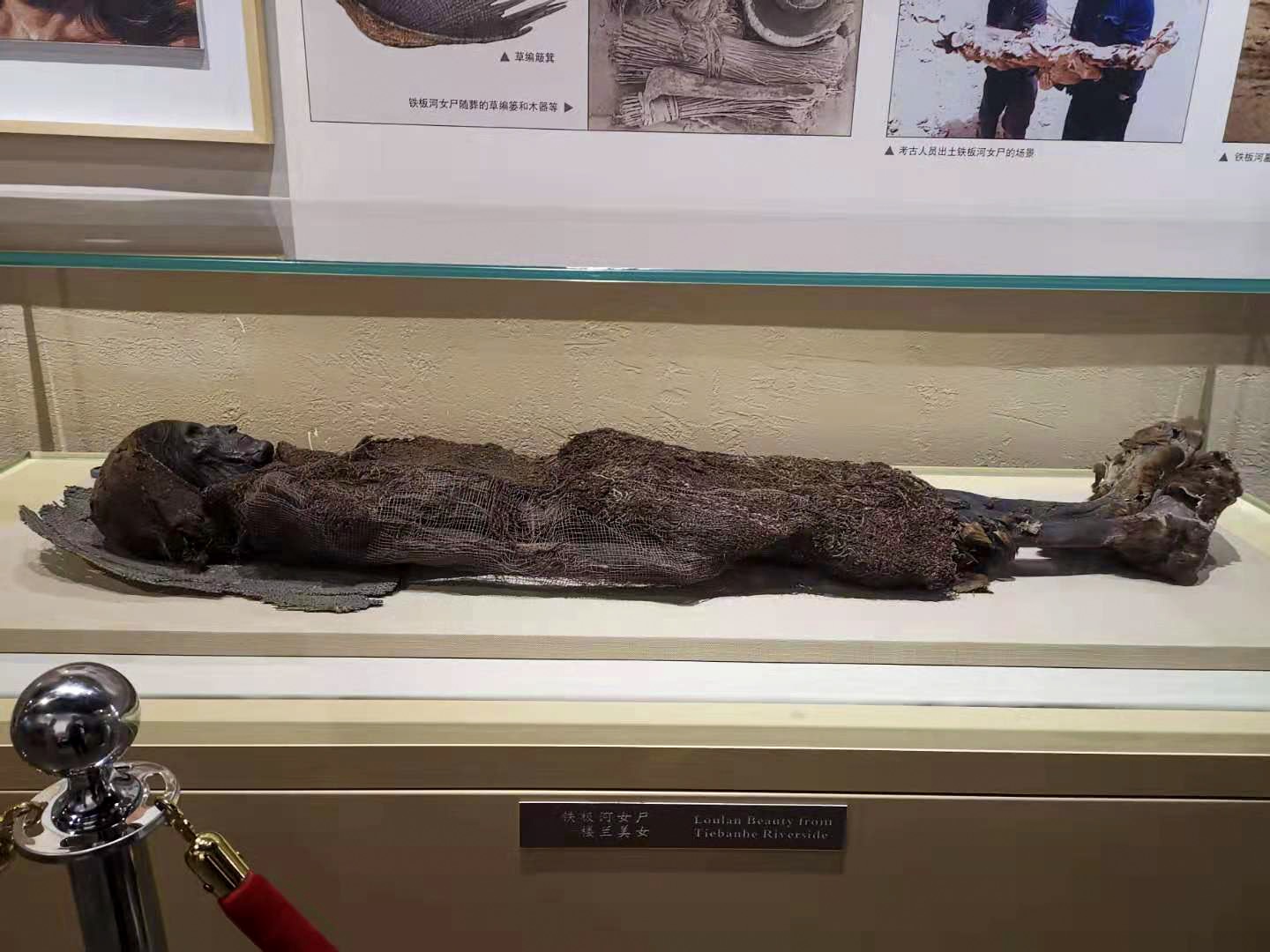 65岁老人自驾游新疆,69岁老人新疆旅行