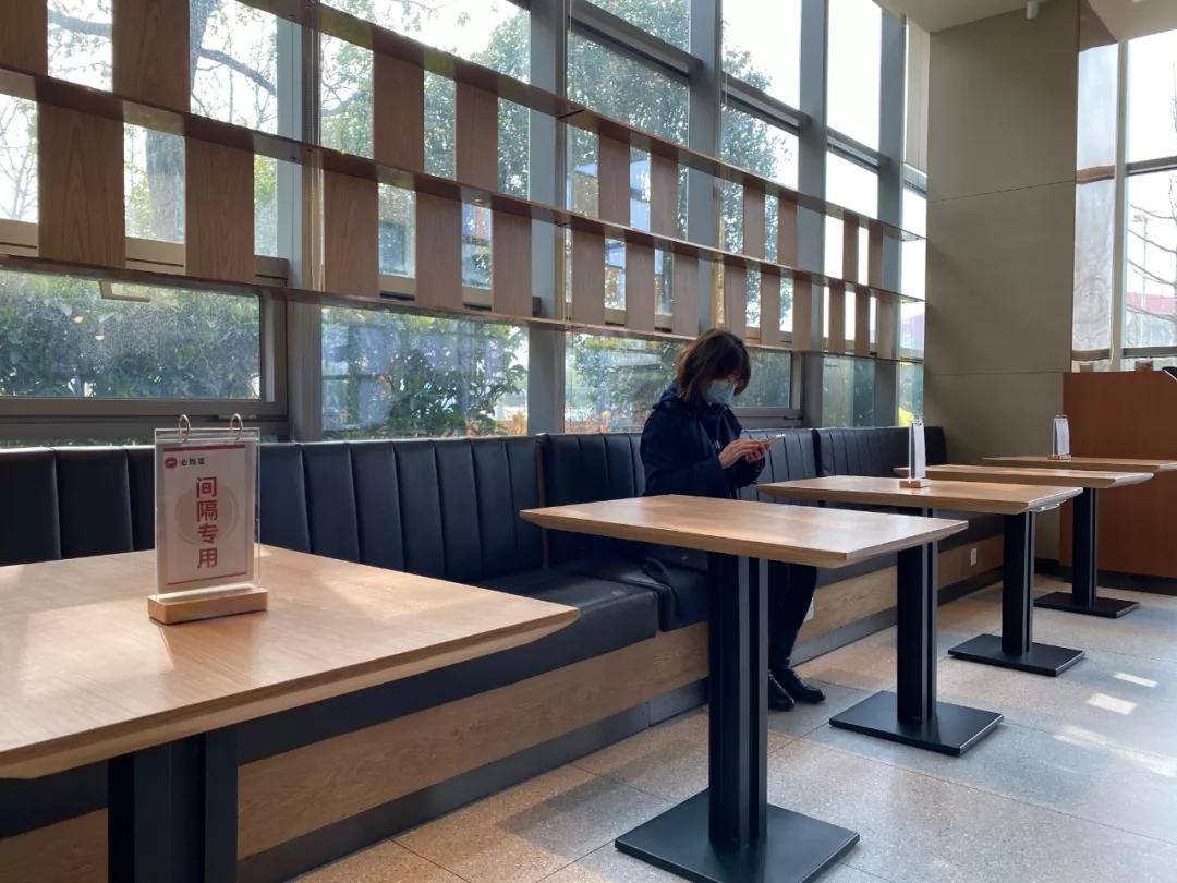 恢复堂食第一顿饭视频,恢复堂食第一天的感觉