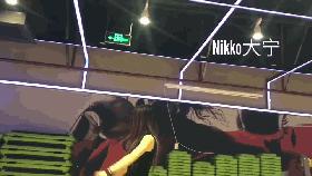 怎么减掉斜方肌变成一字肩,女人天鹅颈怎么练出来