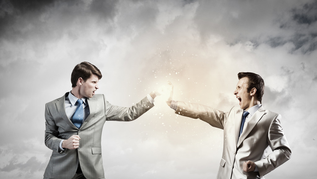 被同事排挤如何强大自己不辞职,为什么被同事排挤