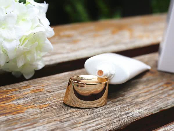 bb霜怎么涂不卡粉自然,bb霜涂得少更容易脱妆吗