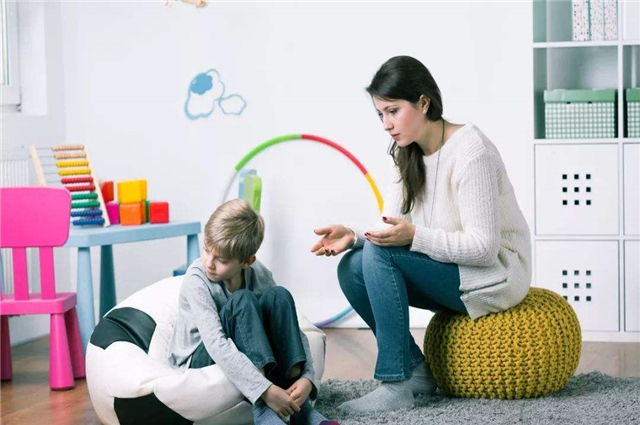 家长低情商该怎么和孩子沟通,孩子与父母存在代沟如何沟通