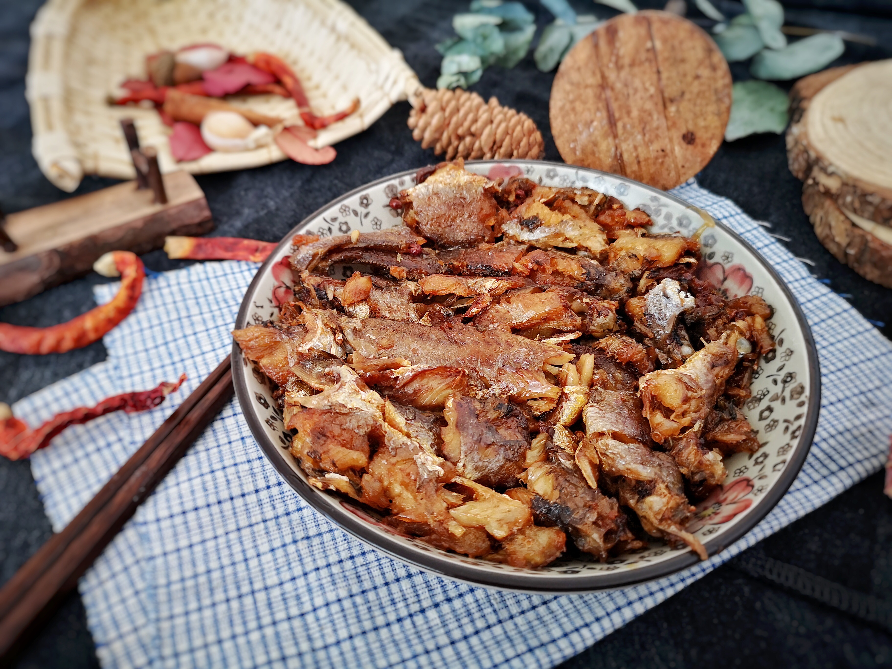 正宗五香小酥鱼,五香酥鱼正宗制作方法