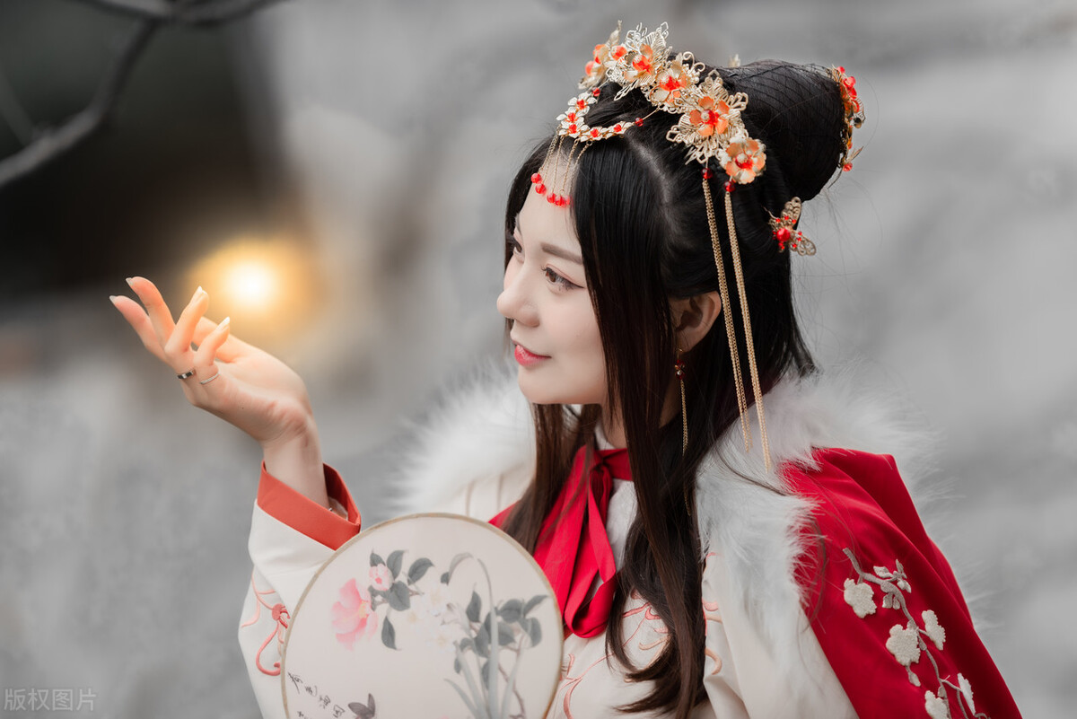 家族落魄后嫁给糙汉,相府嫡女被迫嫁给糙汉