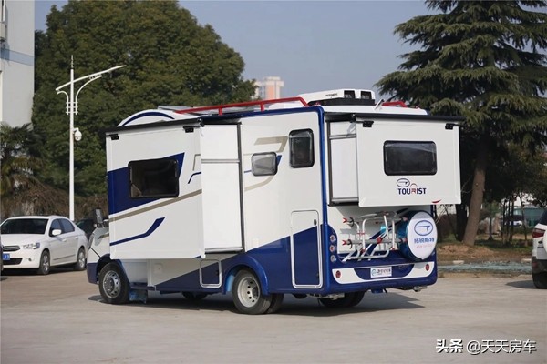 2018拓锐斯特房车经典款,拓锐斯特2022款房车c型菁英版