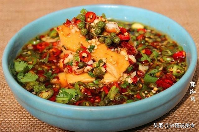 鲁菜大虾烧白菜豆腐,豆腐白菜红烧虾做法