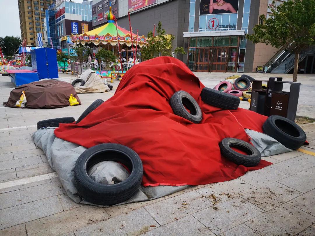 创城曝光台|新百广场秩序混乱问题依旧