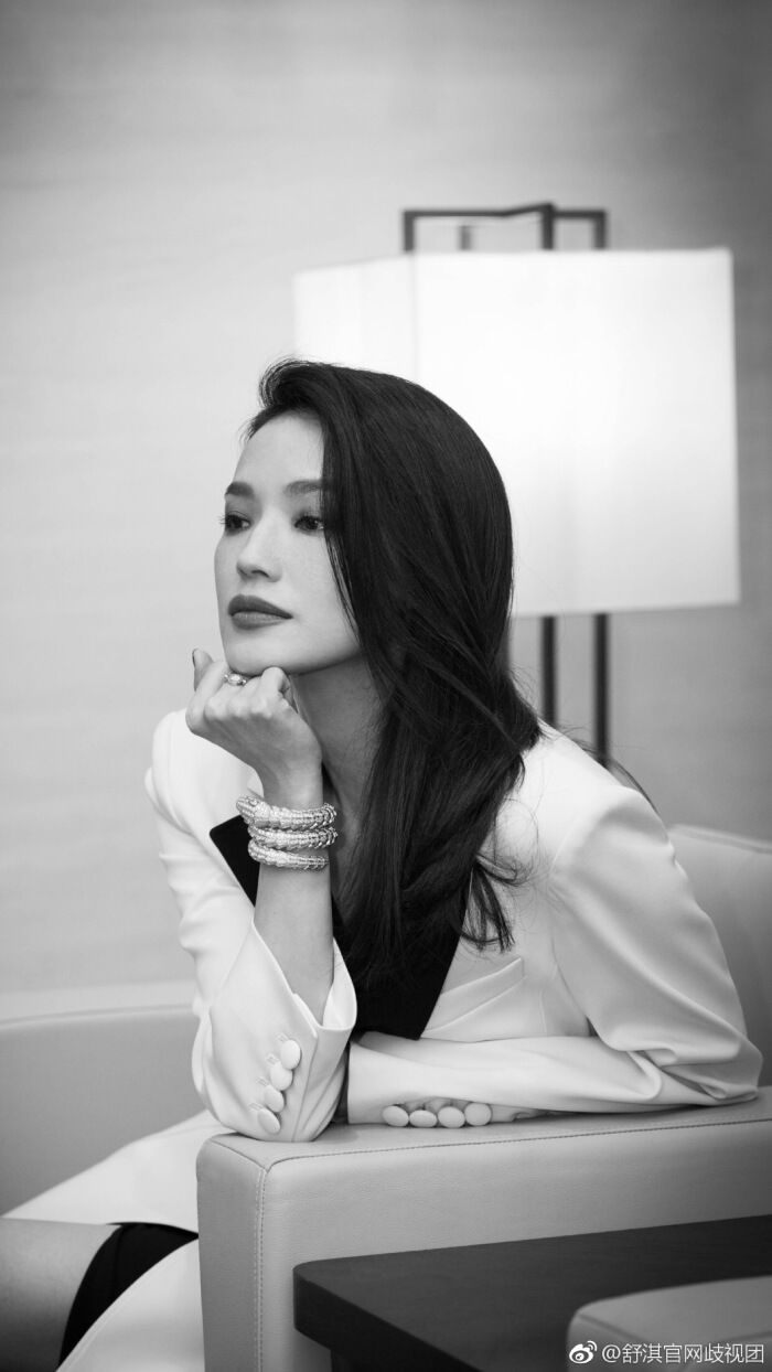 舒淇如何评价赵薇,舒淇如何评价黄渤