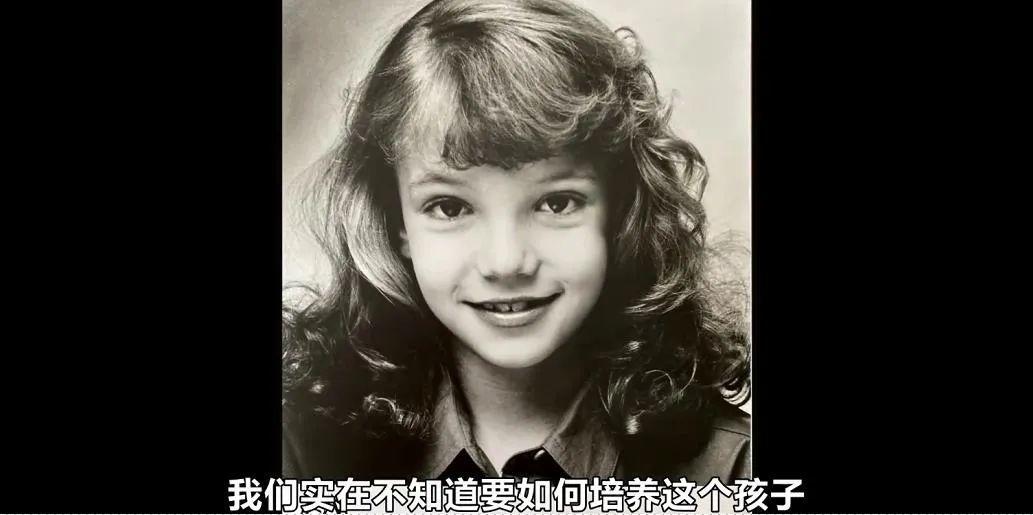 红极一时的世界巨星，被三个男人推进深渊，其中一个还是亲生父亲