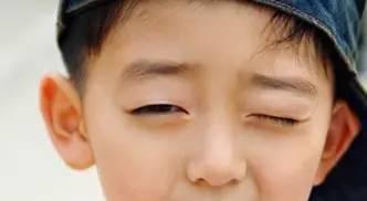 经常眯眼睛看东西眼睛会变小吗,为什么老是眯眼