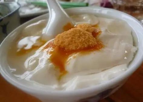 三两黄豆做豆腐脑用多少石膏,自制豆腐脑不用内酯的家常做法