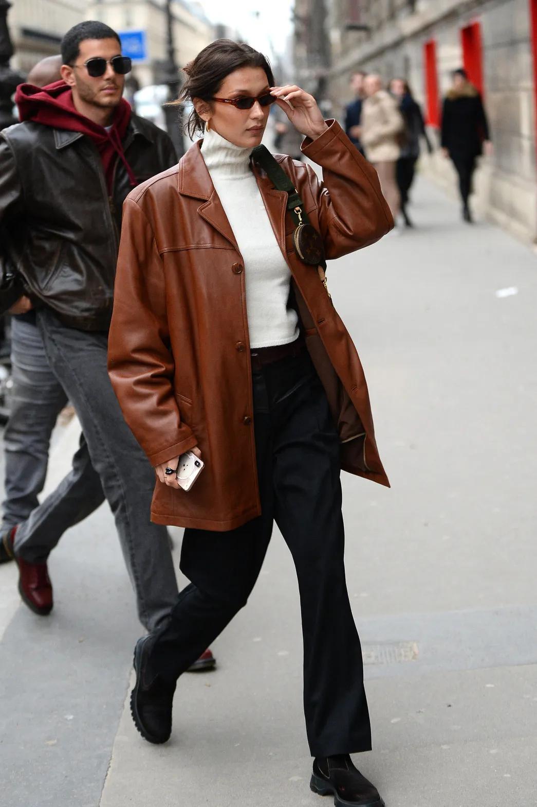 一套西装又正式又休闲,30-35岁女性春季穿搭西装