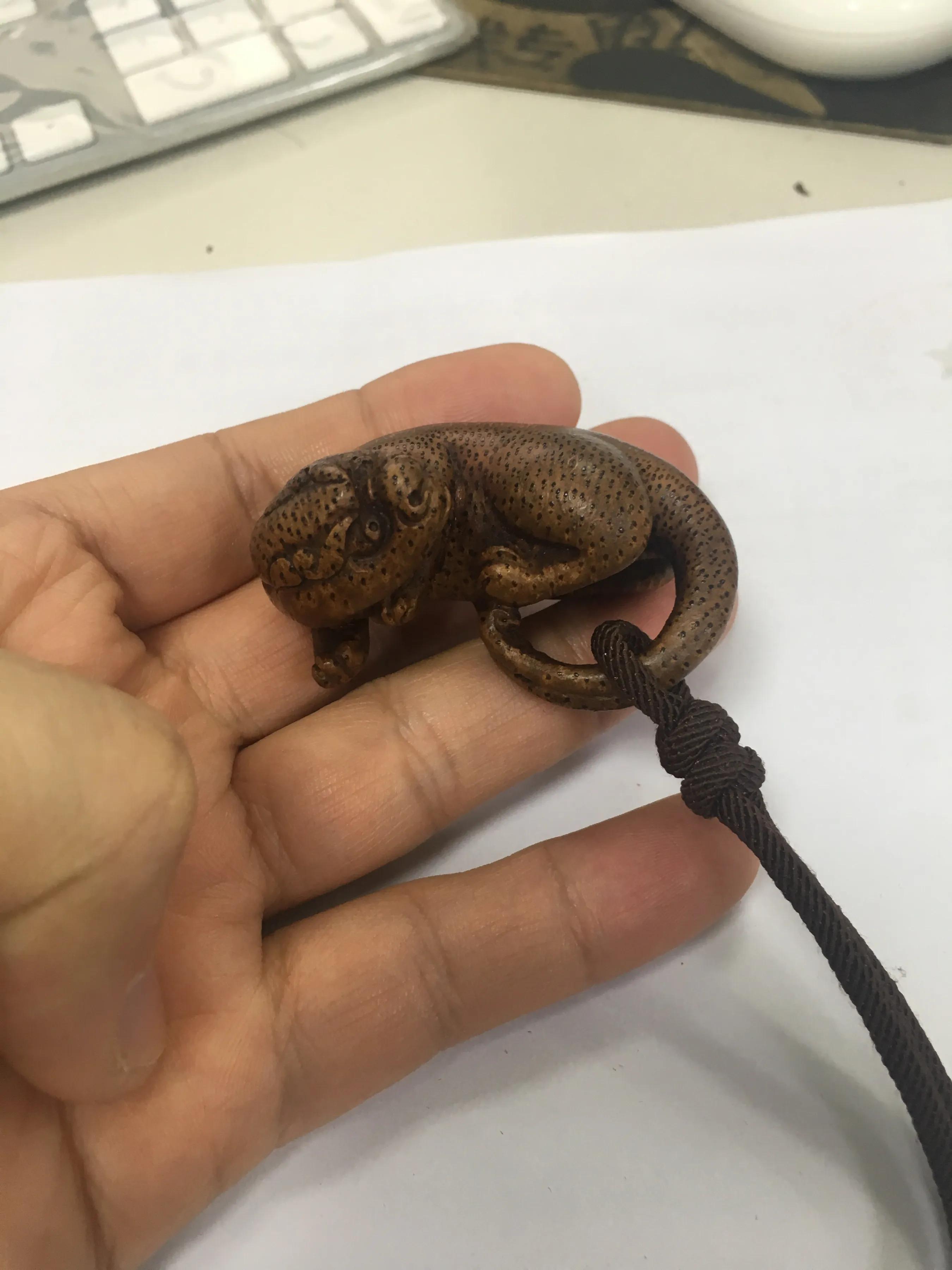 回头鸟根雕,竹根雕狮子值钱吗