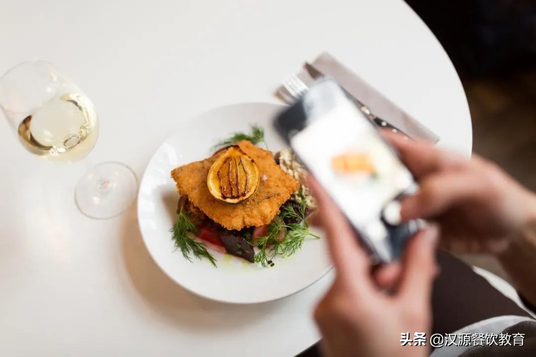 千店连锁餐饮品牌怎么运营,连锁餐饮万店时代