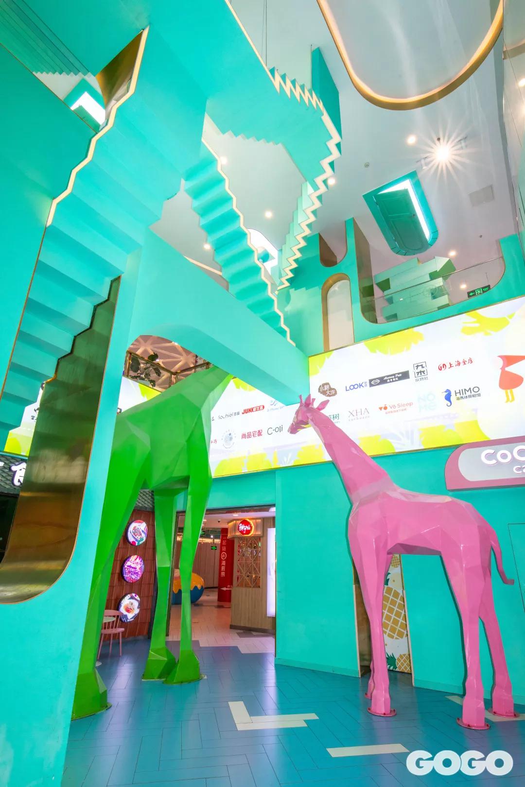 这个网红潮流地标惊喜不断！12月21日全场餐饮五折起等你来嗨