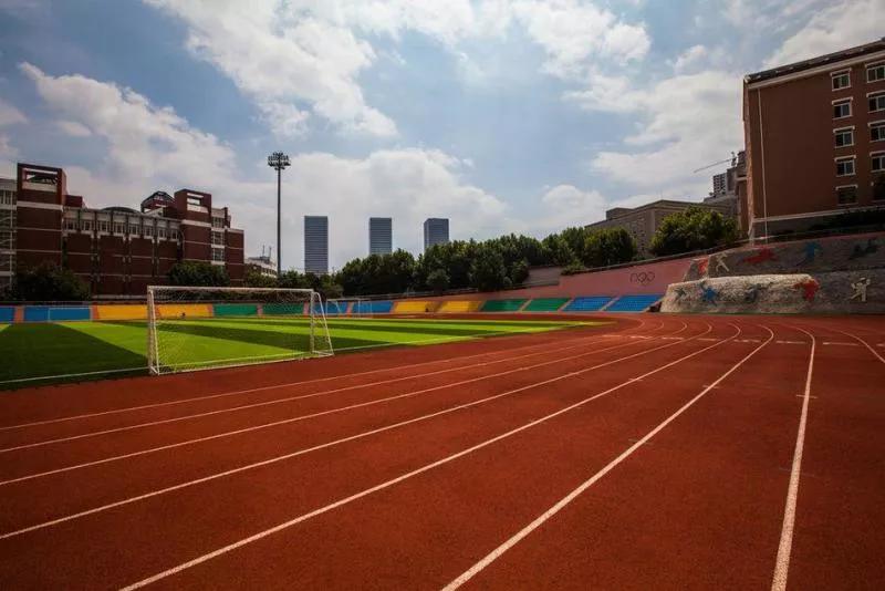 大连海事大学和辽宁省哪个级别高,大连海事大学辽宁省大学排名