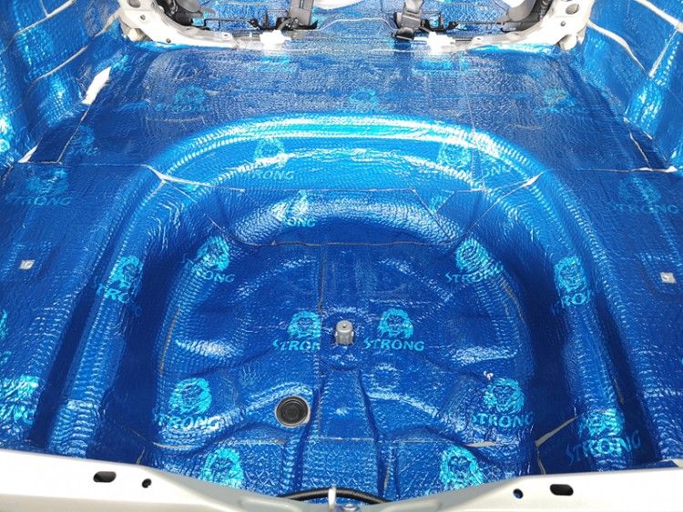 丰田亚洲龙隔音施工,丰田亚洲龙2022款做隔音要多少钱