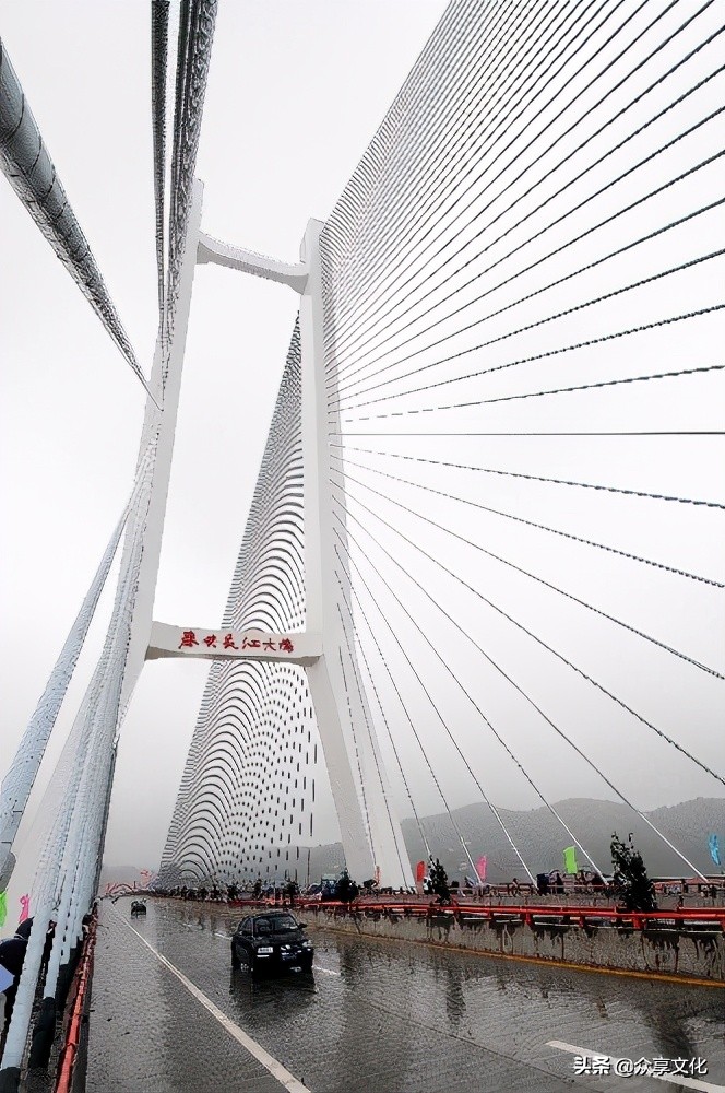 我国有座长江大桥在哪省,中国有多少座长江大桥是免费的