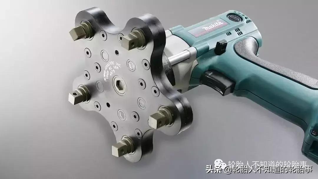 换轮胎神器制作,自制翻旧轮胎神器