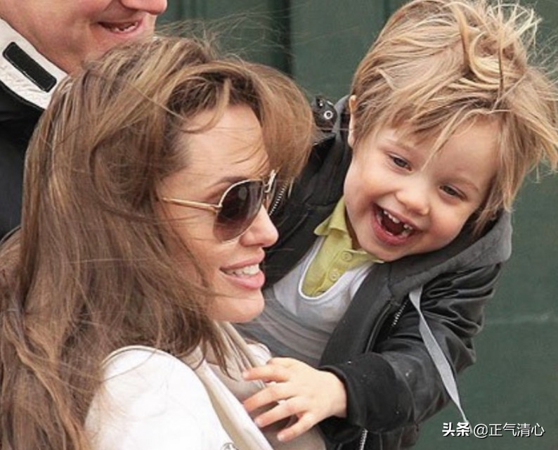 安吉丽娜朱莉女儿希洛在上学吗,安吉丽娜女儿希洛好漂亮