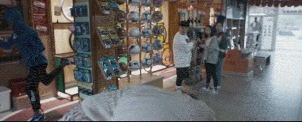 哭晕在影院！没明星没流量的“三无电影”，凭什么封神？