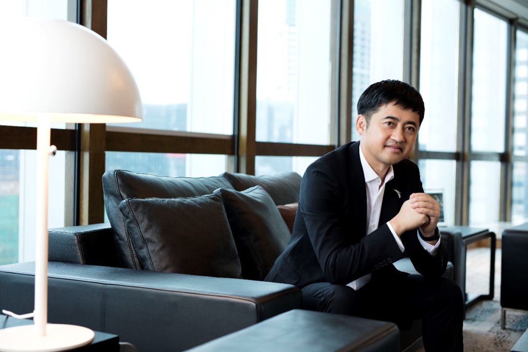 安踏成功拿下始祖鸟 (安踏什么时候收购的始祖鸟)