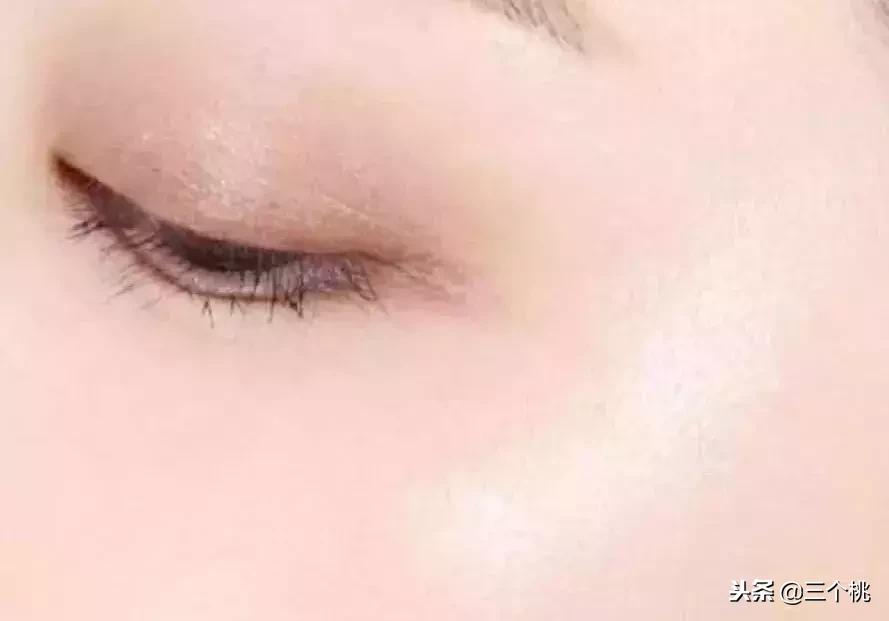 charlottetilbury圣诞眼影,charlottetilbury彩妆