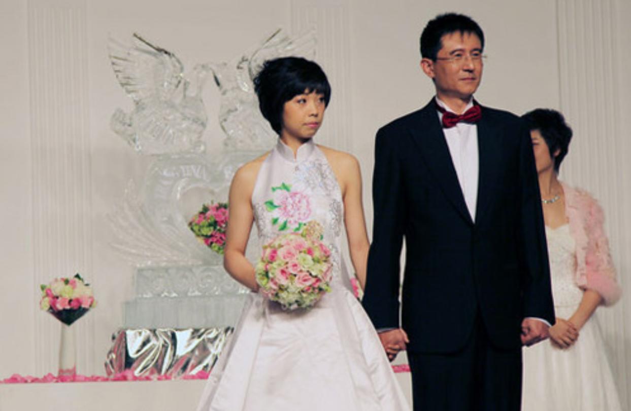 嫁给老头子的六位女星,嫁给老头的十位女明星是谁