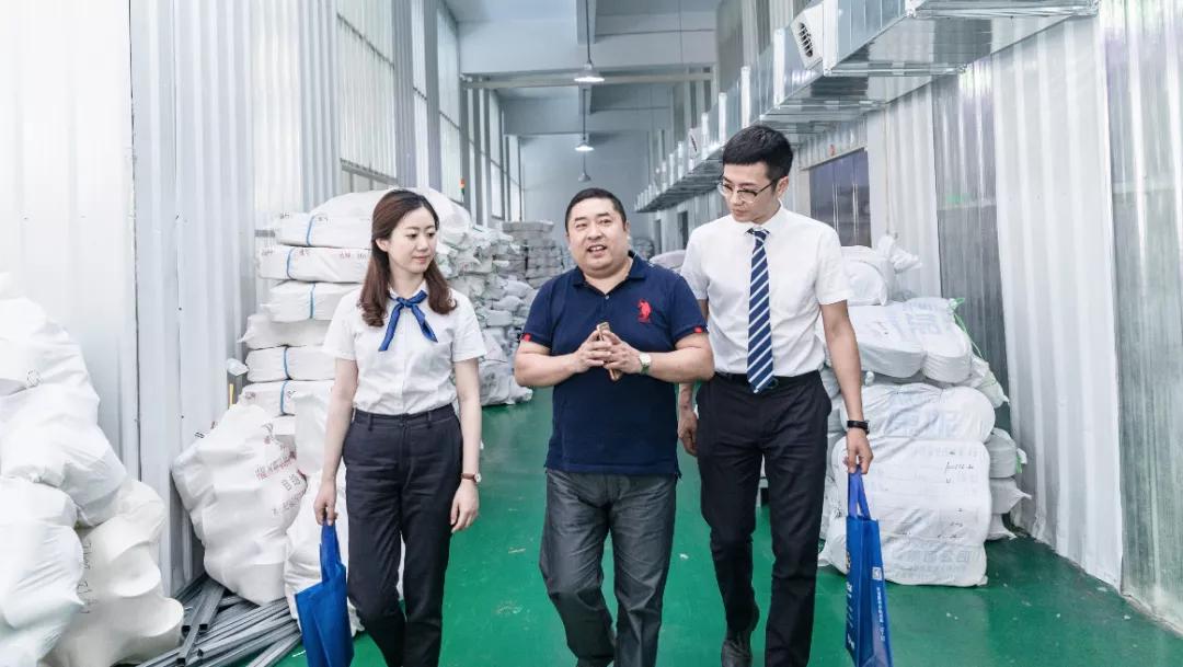 小微*款贷**“十年翻50倍”！被省银保监局点赞的常农商微贷模式，好在哪儿？