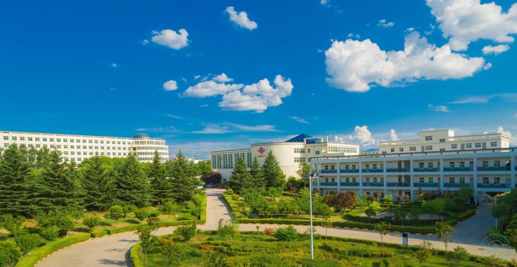 西安海棠职业学院宿舍,西安海棠职业学院学费