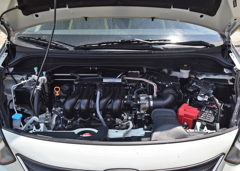 低配飞度没音响,本田飞度为啥被吐槽