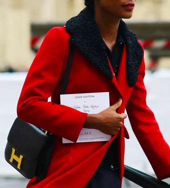 好用不过时的经典包包,十款永不过时的包百搭